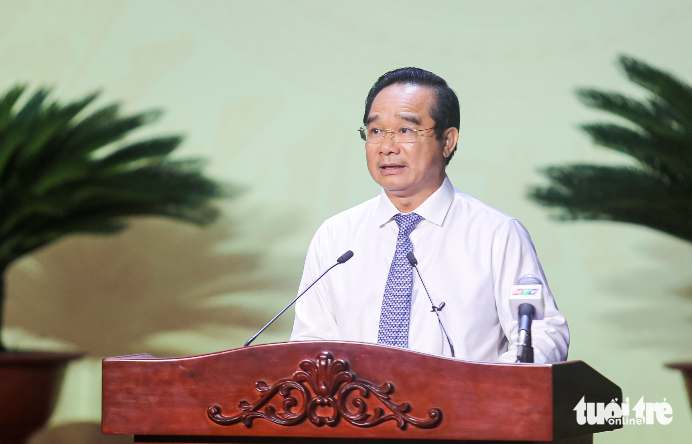胡志明市主席阮文德:竞赛建设先锋城市,为人民幸福